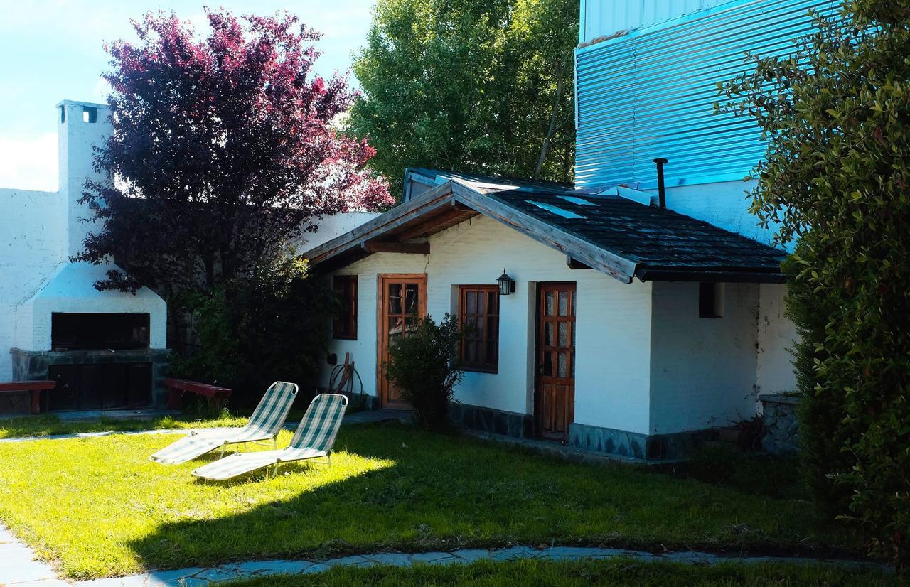 Universal Traveller'S Hostel Сан Карлос де Барилоче Екстериор снимка