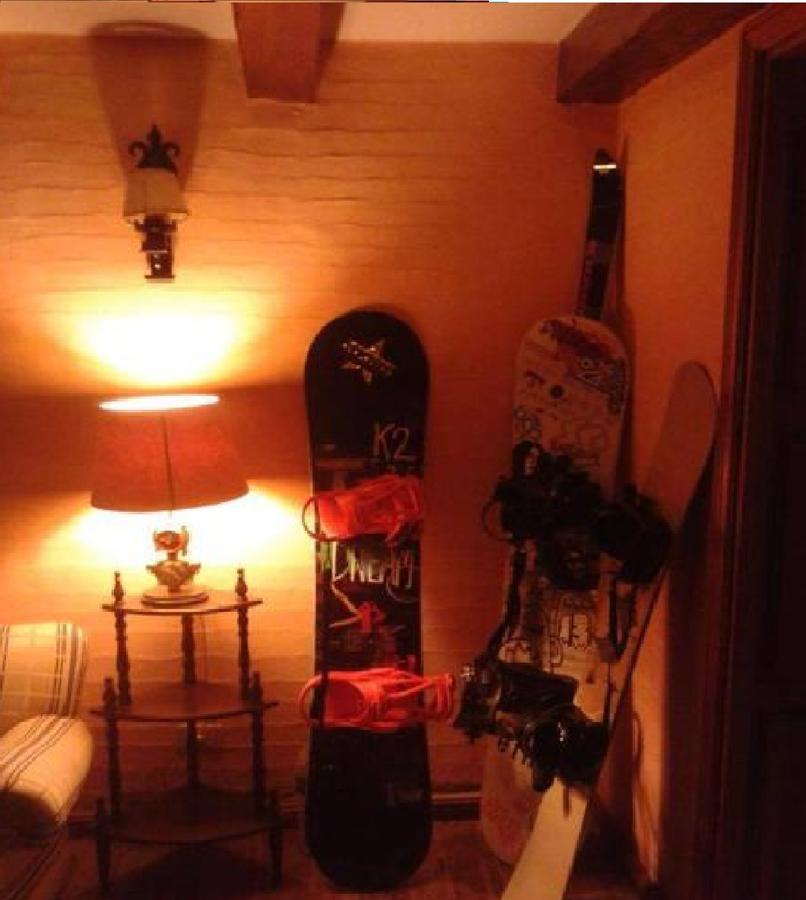 Universal Traveller'S Hostel Сан Карлос де Барилоче Екстериор снимка