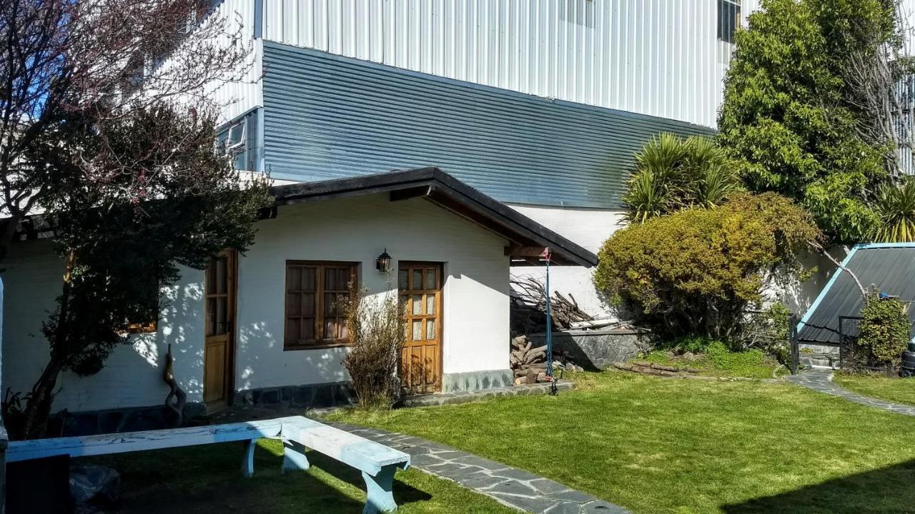 Universal Traveller'S Hostel Сан Карлос де Барилоче Екстериор снимка
